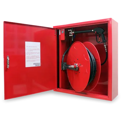 Макара с пожарен маркуч с шкаф